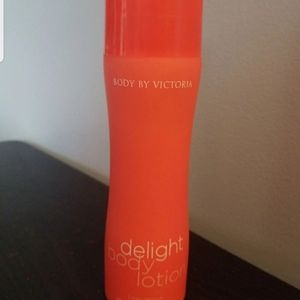 VS Delight Body Lotion